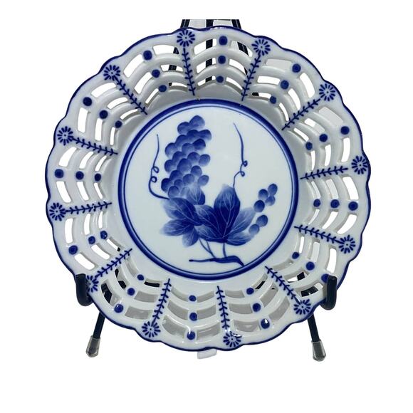 Jinding Breakthrough Serving Bowl Blue And White Decorative Vintage 8" x 15" - Picture 1 of 8